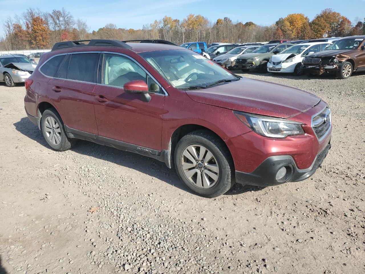 2018 Subaru Outback VIN 4S4BSACC2J3297265 Copart auction photo, front end / minor dent/scratches damage thumbnail 4