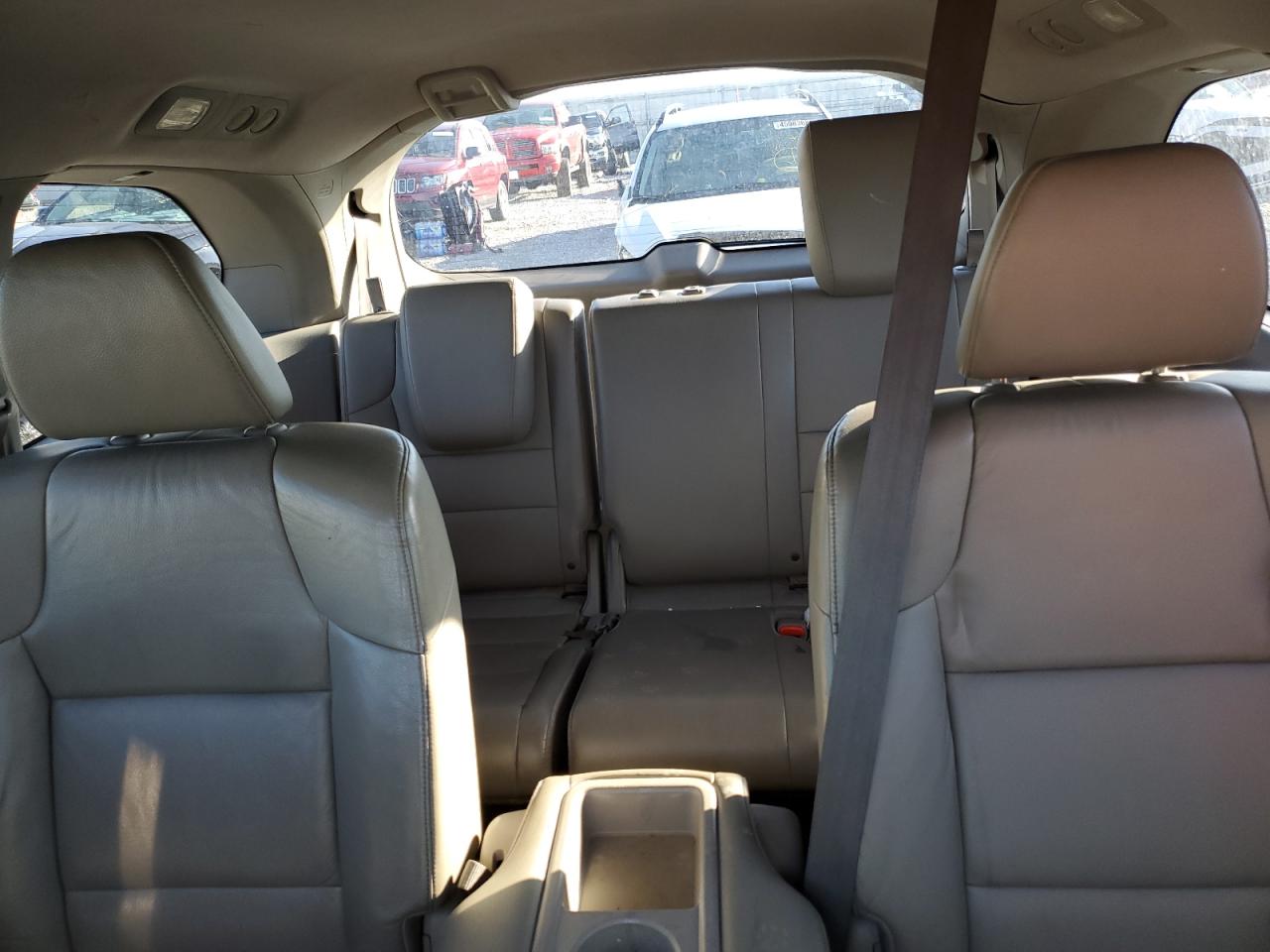 2011 Honda Odyssey VIN 5FNRL5H69BB011636 Copart auction photo, rear end / front end damage thumbnail 10