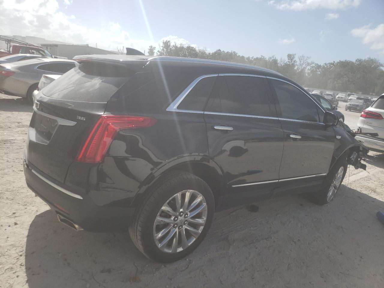 2019 Cadillac XT5 VIN 1GYKNERS5KZ146625 Copart auction photo, rear end / front end damage thumbnail 3