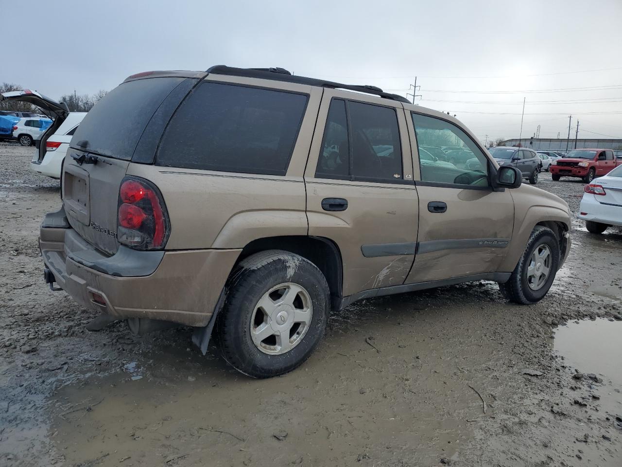 2003 Chevrolet TrailBlazer VIN 1GNDT13S032109151 Copart auction photo, side / front end damage thumbnail 3
