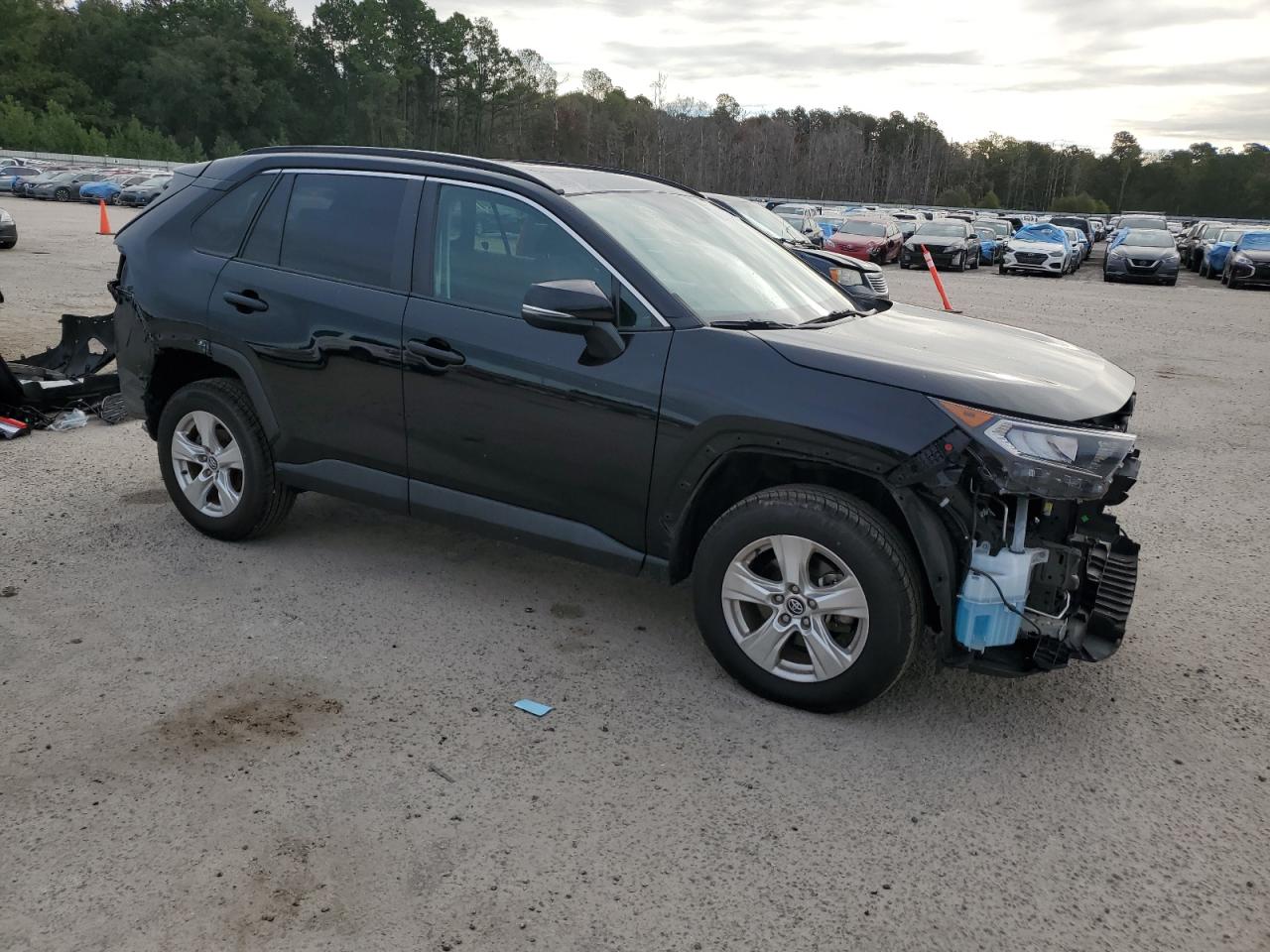 2021 Toyota RAV 4 VIN 2T3W1RFV2MC095033 Copart auction photo, rear end damage thumbnail 4
