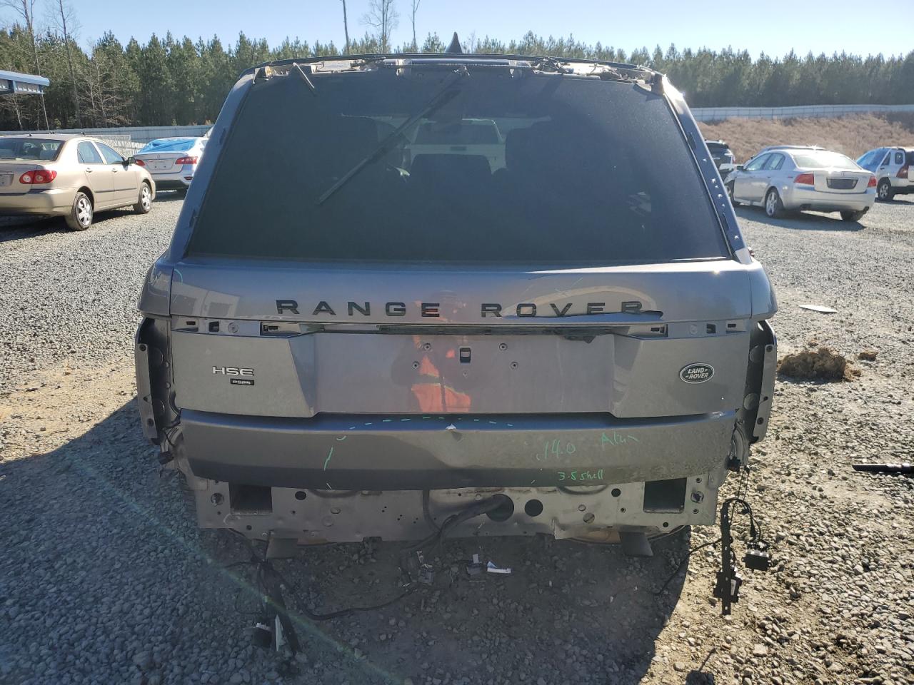 2020 Land Rover Range Rover VIN SALGS2SE2LA586365 Copart auction photo, front end / rear end damage thumbnail 6