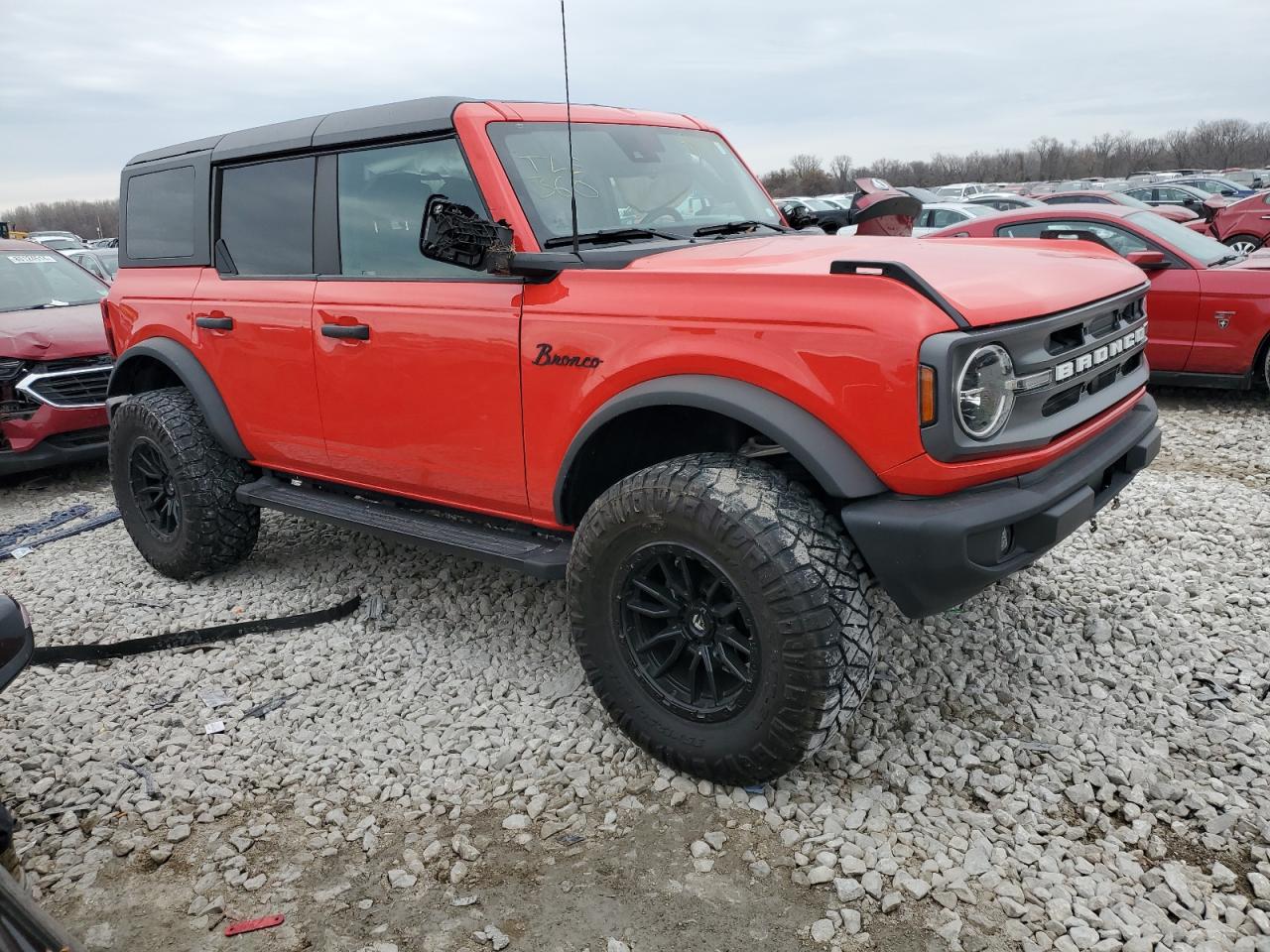2022 Ford Bronco VIN 1FMEE5BPXNLB09730 Copart auction photo, rollover damage thumbnail 4