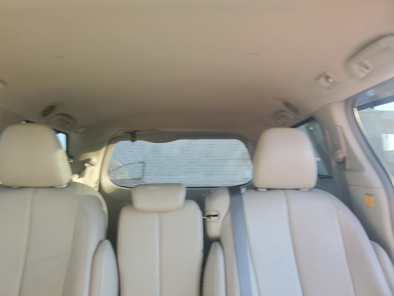 2011 Toyota Sienna VIN 5TDYK3DC1BS108565 Copart auction photo, front end damage thumbnail 10