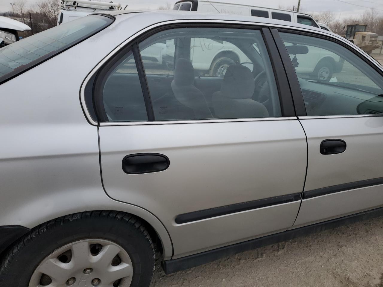 1998 Honda Civic VIN 1HGEJ6671WL021636 Copart auction photo, front end / mechanical damage thumbnail 10