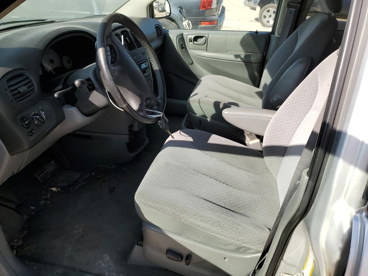 2006 Chrysler Town & Country VIN 2A4GP54L86R747981 Copart auction photo, normal wear damage thumbnail 7