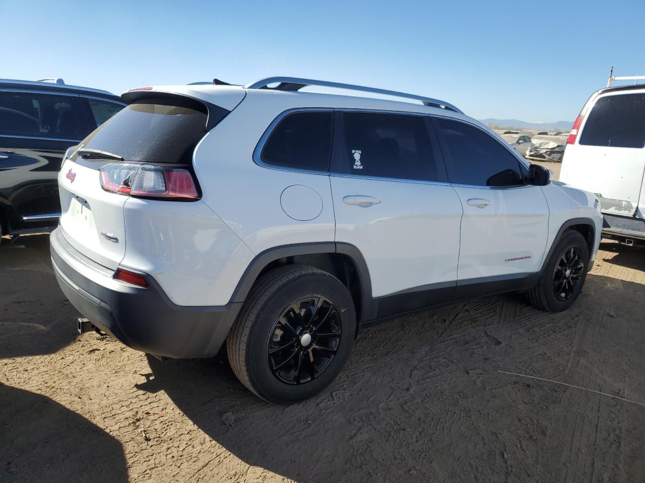 2019 Jeep Grand Cherokee VIN 1C4PJLCB8KD312167 Copart auction photo, hail damage thumbnail 3