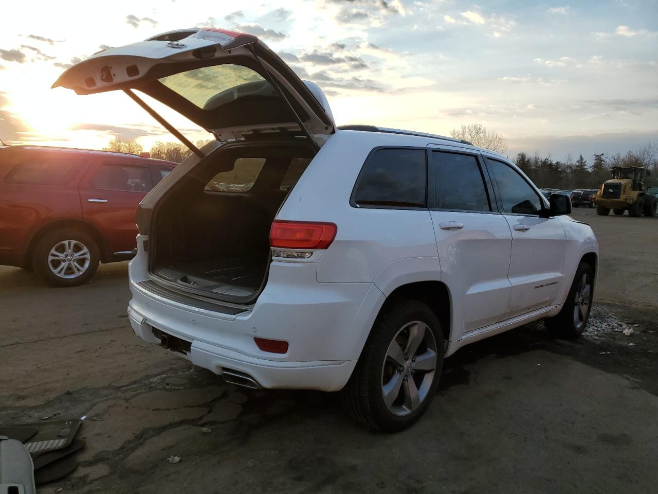 2015 Jeep Grand Cherokee VIN 1C4RJFJG6FC925490 Copart auction photo, rear end / water/flood damage thumbnail 3