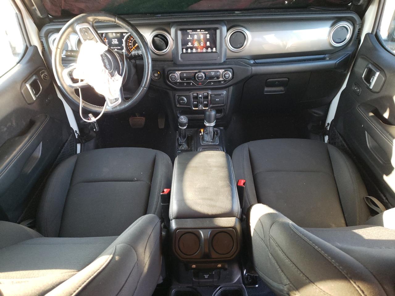 2020 Jeep Wrangler VIN 1C4HJXEN5LW204839 Copart auction photo, front end / minor dent/scratches damage thumbnail 8