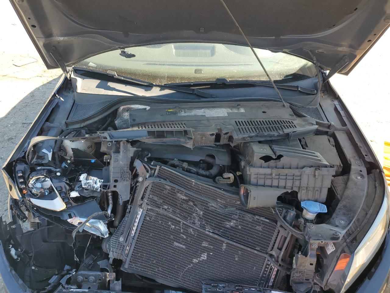 2017 Volkswagen Tiguan VIN WVGTV7AX8HW508451 Copart auction photo, front end damage thumbnail 12