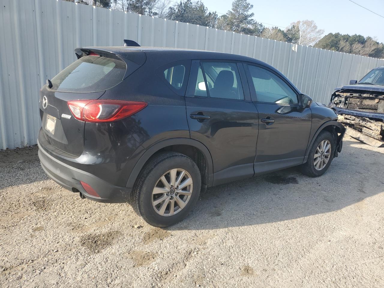 2015 Mazda CX-5 VIN JM3KE2BE7F0439419 Copart auction photo, front end damage thumbnail 3