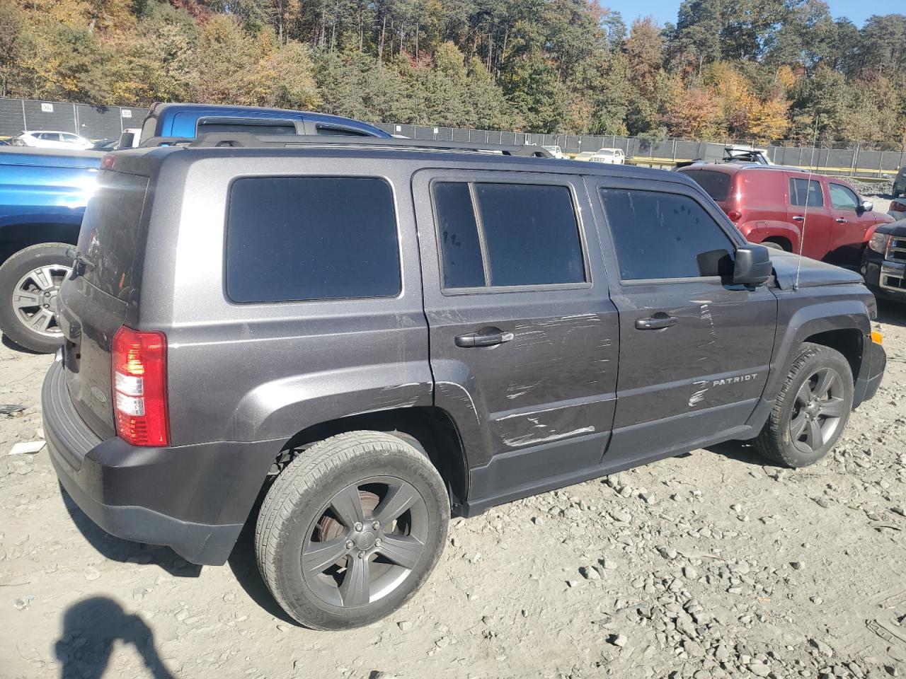 2014 Jeep Liberty (Patriot) VIN 1C4NJPFA8ED853533 Copart auction photo, all over damage thumbnail 3