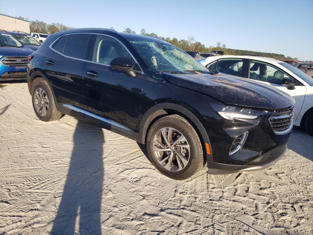 2022 Buick Envision VIN LRBFZNR43ND064468 Copart auction photo, top/roof damage thumbnail 4