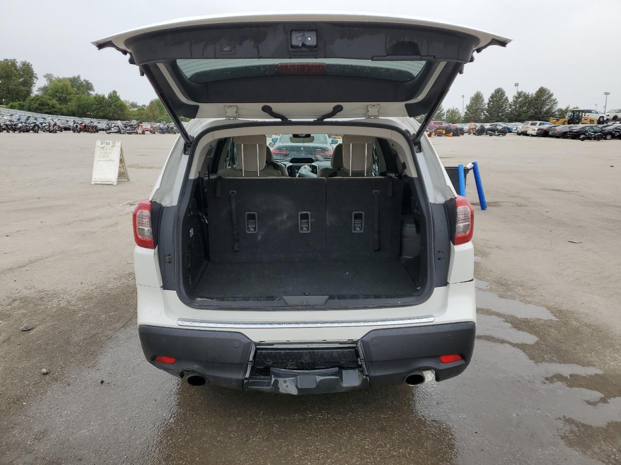 2019 Subaru Ascent VIN 4S4WMAPD9K3445363 Copart auction photo, side damage thumbnail 6