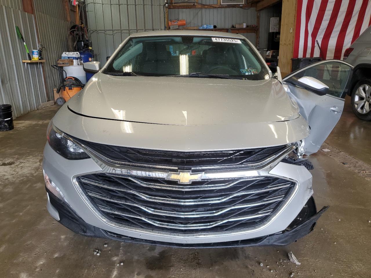 2021 Chevrolet Malibu VIN 1G1ZD5ST9MF067997 Copart auction photo, front end / all over damage thumbnail 5