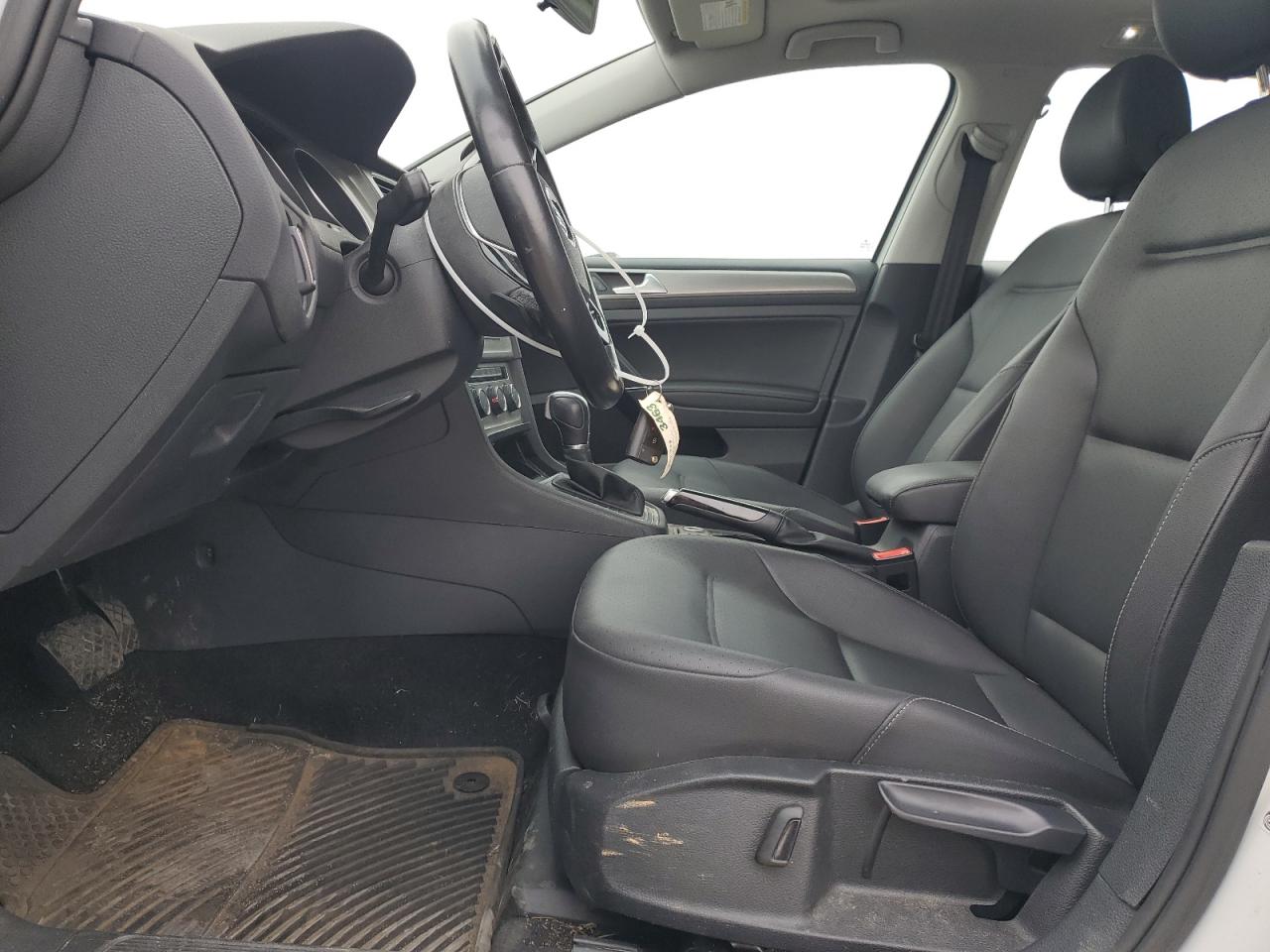 2015 Volkswagen Golf VIN 3VWCA7AU5FM511078 Copart auction photo, side / minor dent/scratches damage thumbnail 7