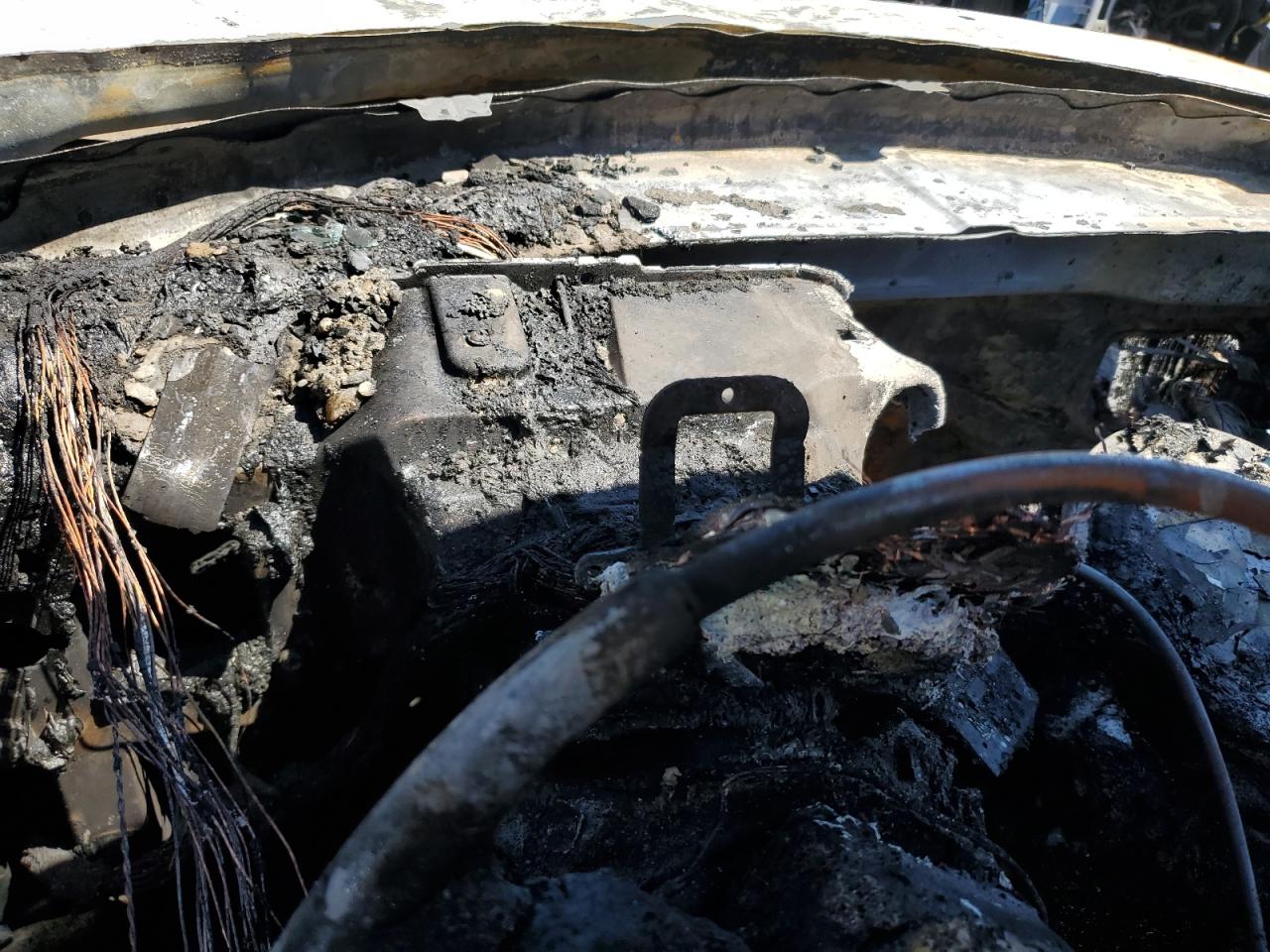 2014 MINI Cooper VIN WMWZC5C5XEWM17968 Copart auction photo, burn - engine / burn - interior damage thumbnail 9
