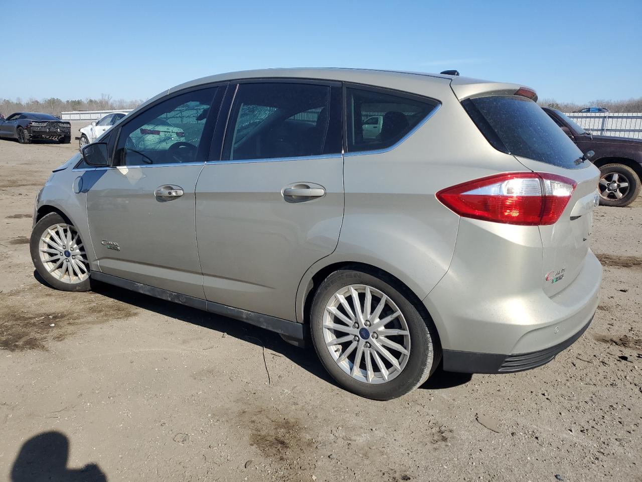 2015 Ford C-MAX VIN 1FADP5CU4FL103914 Copart auction photo, front end / minor dent/scratches damage thumbnail 2
