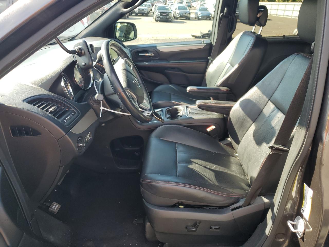 2019 Dodge Caravan VIN 2C4RDGEGXKR563043 Copart auction photo, rear end / front end damage thumbnail 7