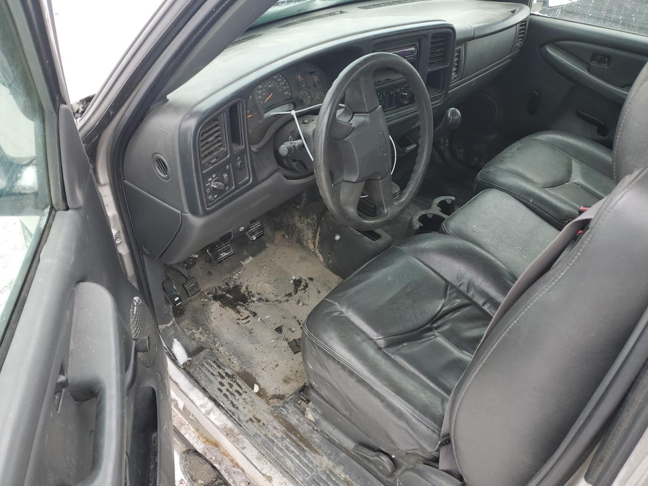 2006 Chevrolet Silverado VIN 1GCEK14V46Z122117 Copart auction photo, front end damage thumbnail 8