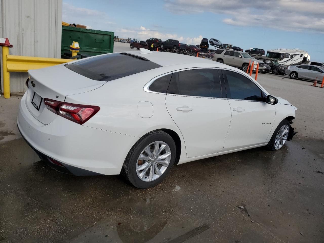 2020 Chevrolet Malibu VIN 1G1ZD5ST4LF077867 Copart auction photo, front end damage thumbnail 3