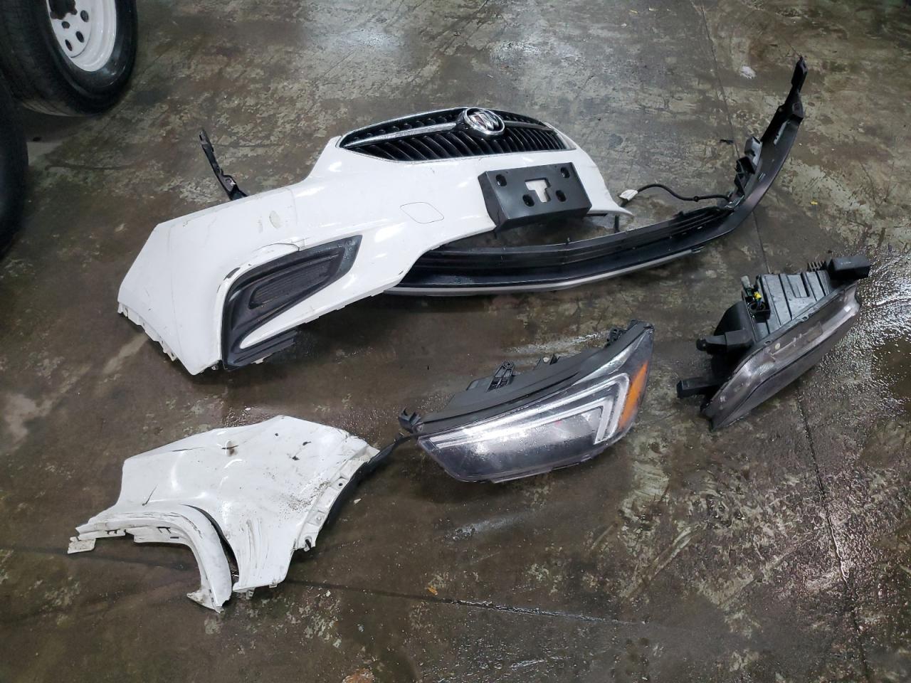 2018 Buick Encore VIN KL4CJASB6JB695230 Copart auction photo, front end / hail damage thumbnail 13