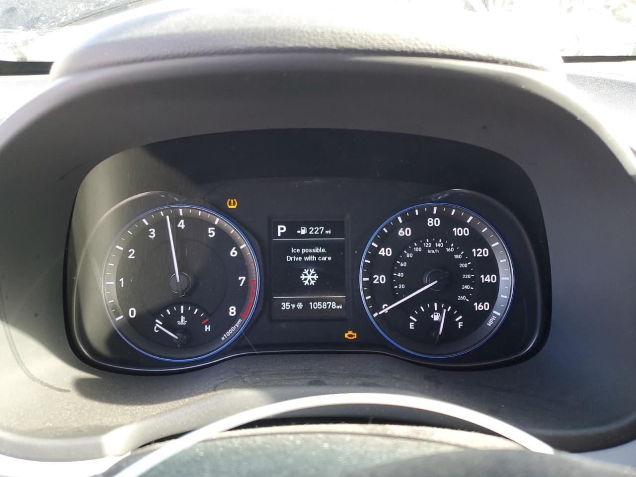 2018 Hyundai Kona VIN KM8K22AA5JU070444 Copart auction photo, front end damage thumbnail 9