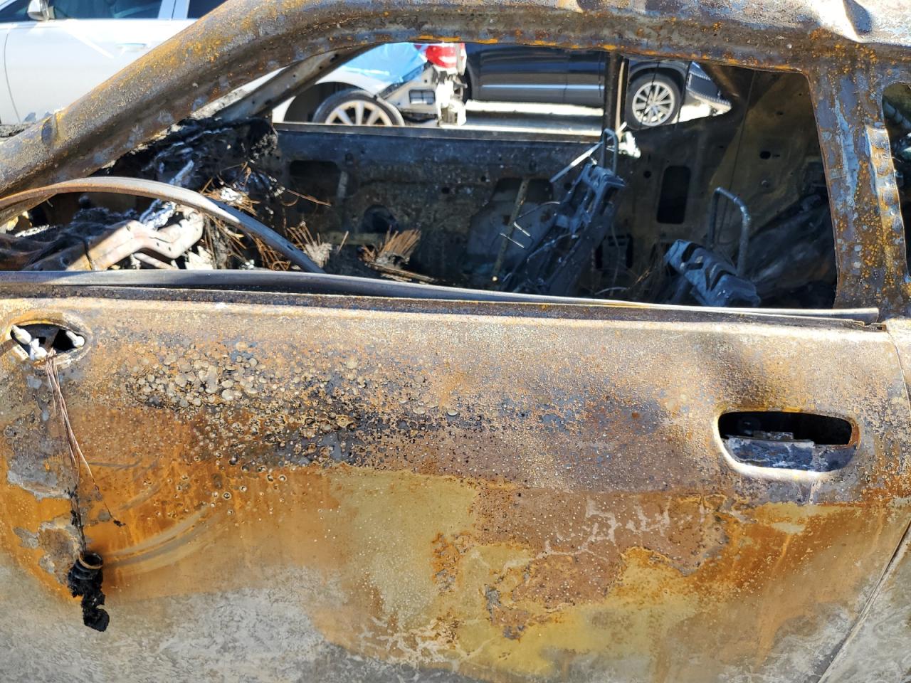2015 Dodge Challenger VIN 2C3CDZFJ8FH718412 Copart auction photo, burn damage thumbnail 7