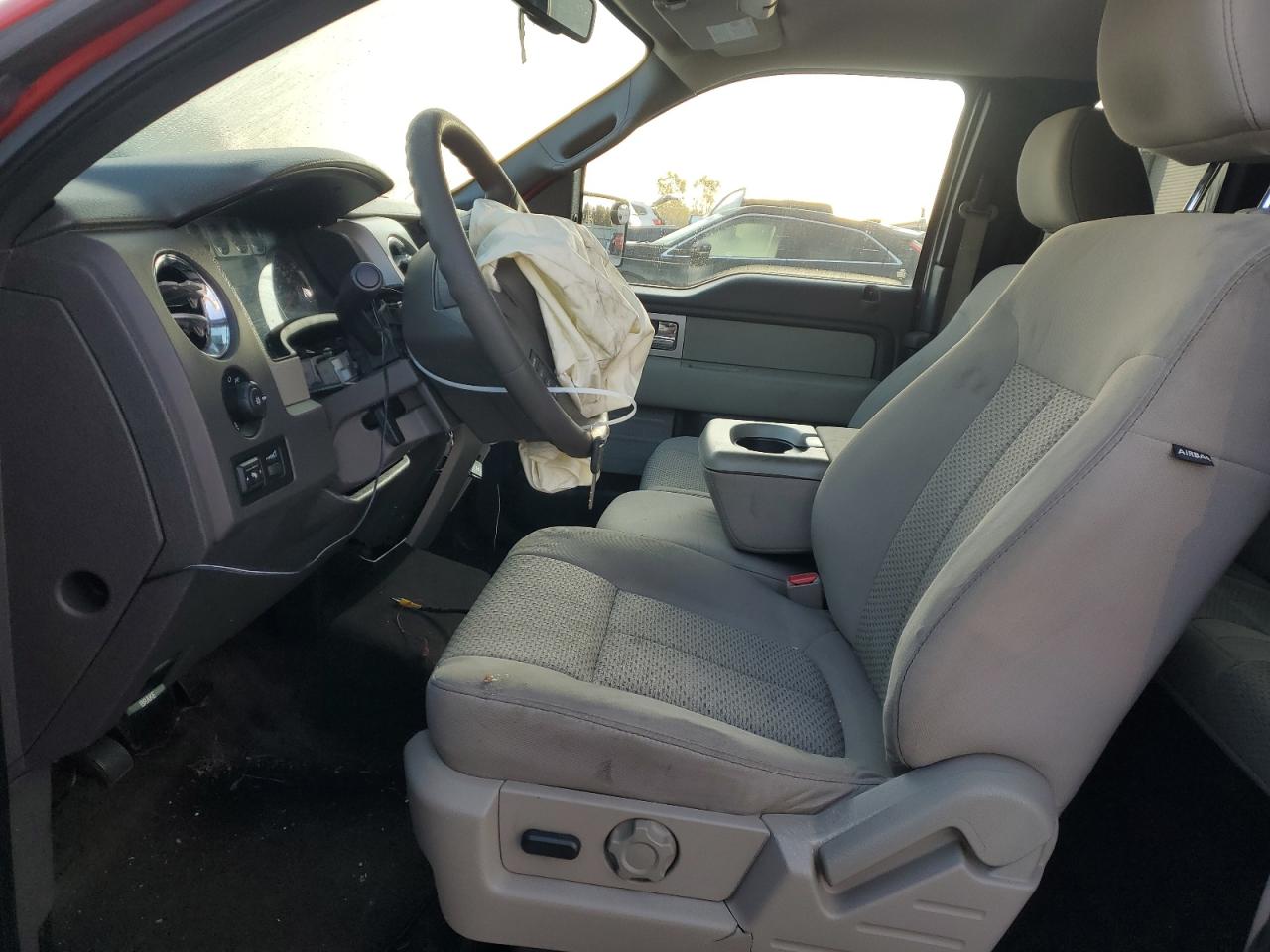 2010 Ford F-150 VIN 1FTFX1EV0AFB45375 Copart auction photo, front end damage thumbnail 7