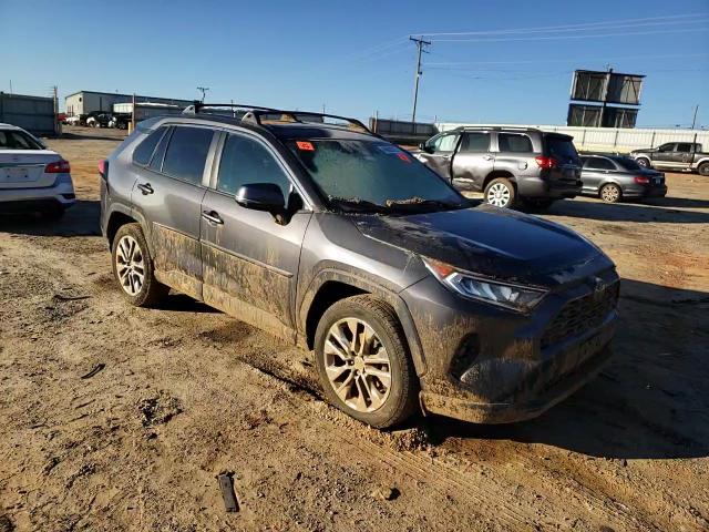 2021 Toyota RAV 4 VIN 2T3A1RFV0MW223584 Copart auction photo, water/flood / minor dent/scratches damage thumbnail 12