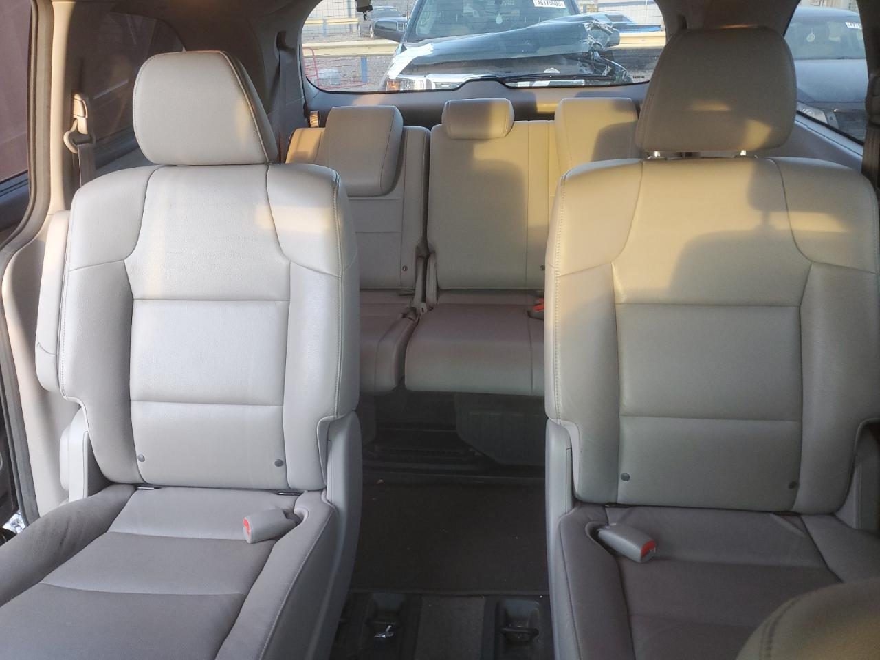 2016 Honda Odyssey VIN 5FNRL5H67GB106588 Copart auction photo, front end damage thumbnail 10