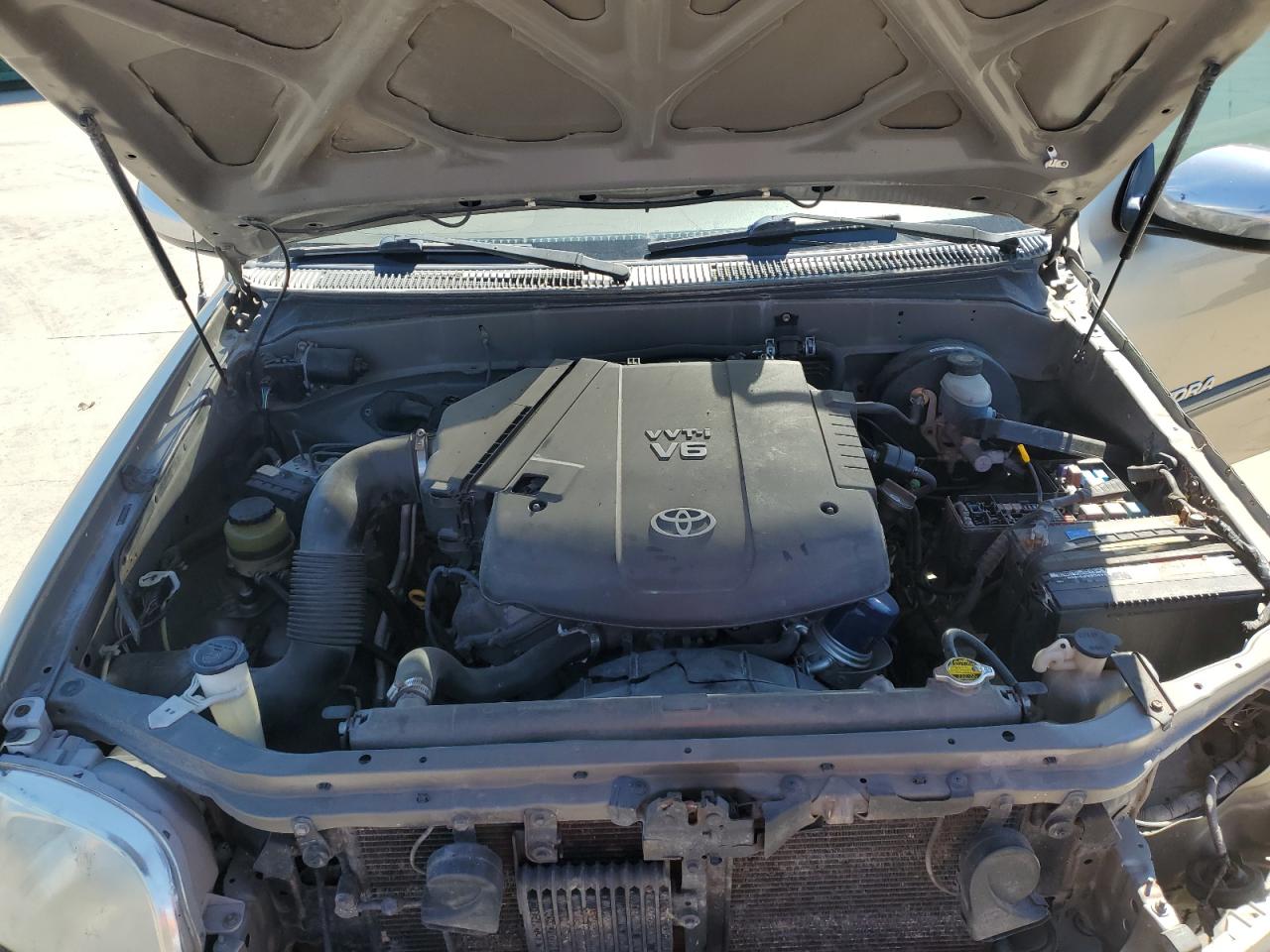 2005 Toyota Tundra VIN 5TBRU34115S454089 Copart auction photo, side / front end damage thumbnail 11