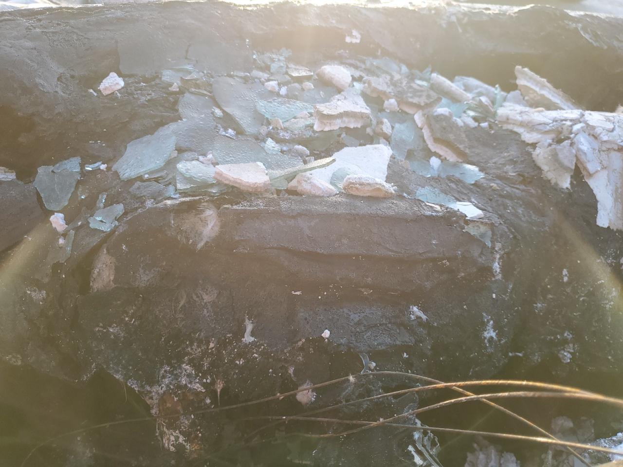 2015 Jeep Grand Cherokee VIN 1C4RJEBG3FC137274 Copart auction photo, water/flood damage thumbnail 9