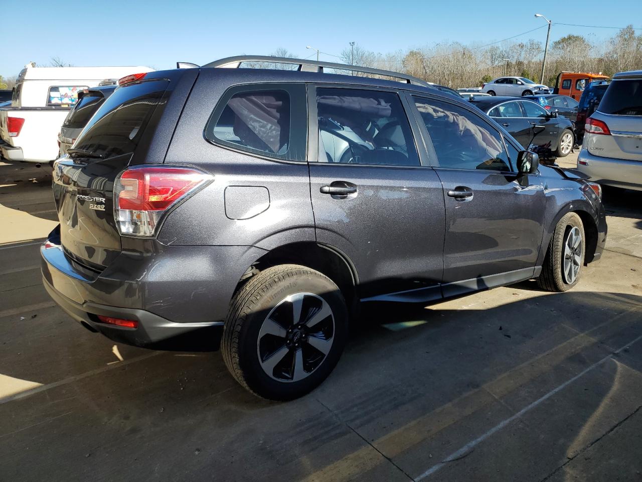 2017 Subaru Forester VIN JF2SJABC2HH586993 Copart auction photo, front end / side damage thumbnail 3