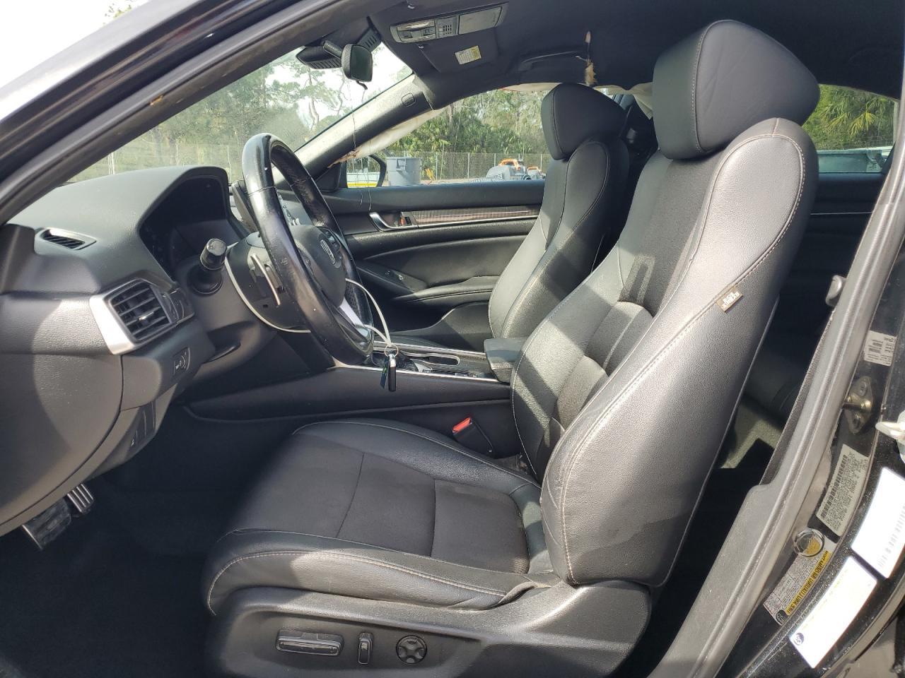 2019 Honda Accord VIN 1HGCV1F34KA170785 Copart auction photo, side / minor dent/scratches damage thumbnail 7