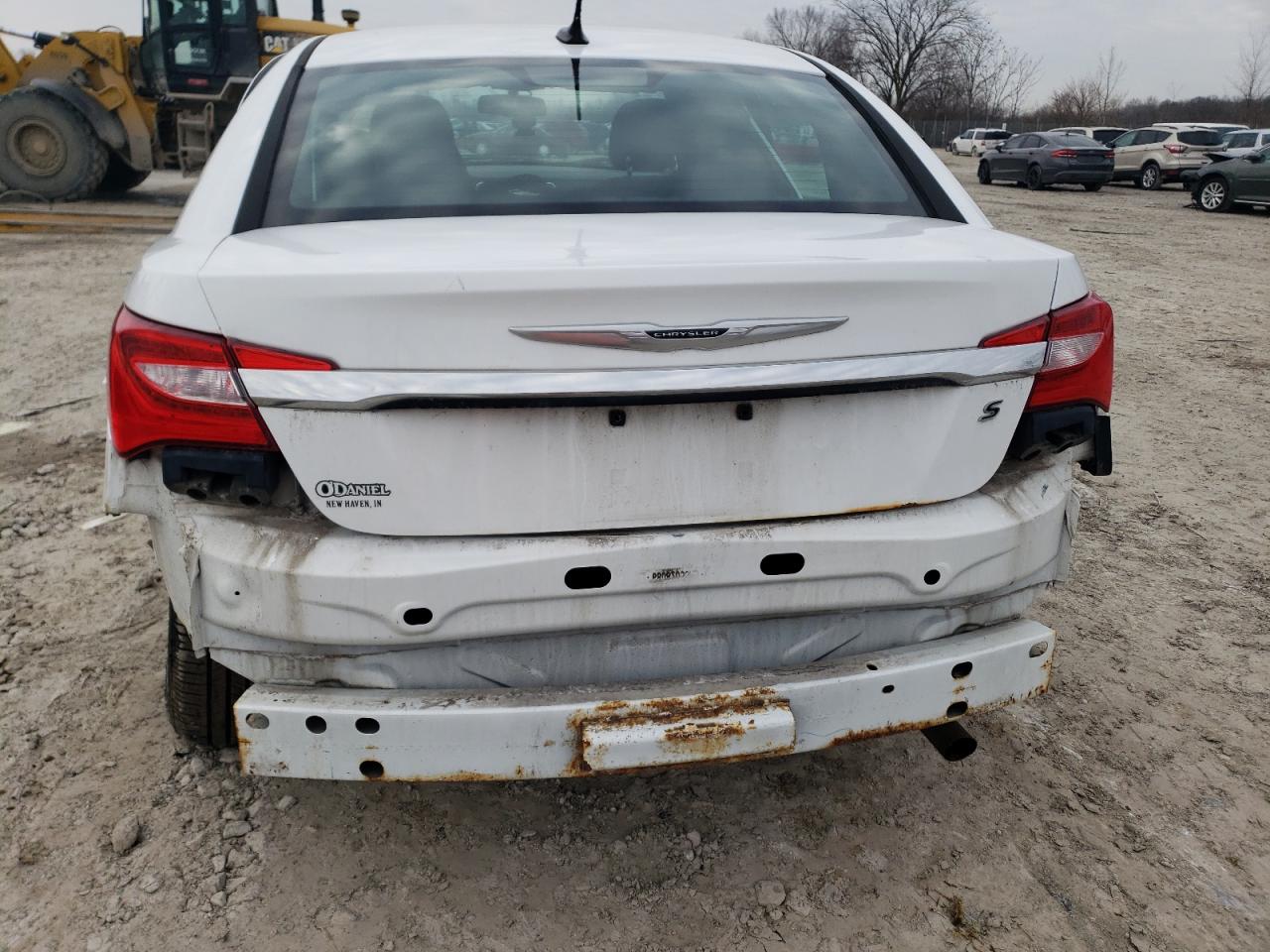 2013 Chrysler 200 VIN 1C3CCBBB1DN570472 Copart auction photo, side / rear end damage thumbnail 6