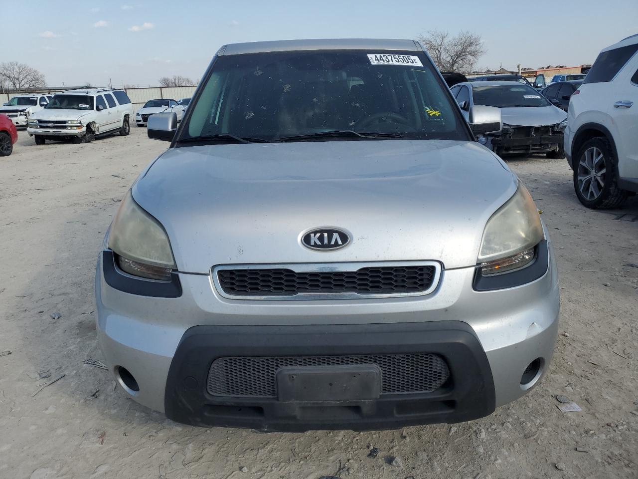 2011 KIA Soul VIN KNDJT2A21B7711840 Copart auction photo, rear end damage thumbnail 5