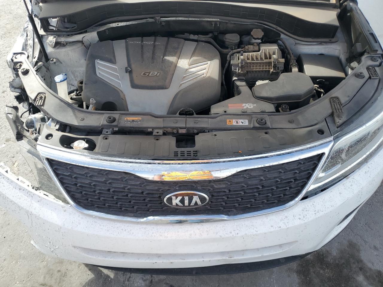2015 KIA Sorento VIN 5XYKTDA7XFG552496 Copart auction photo, front end / minor dent/scratches damage thumbnail 12