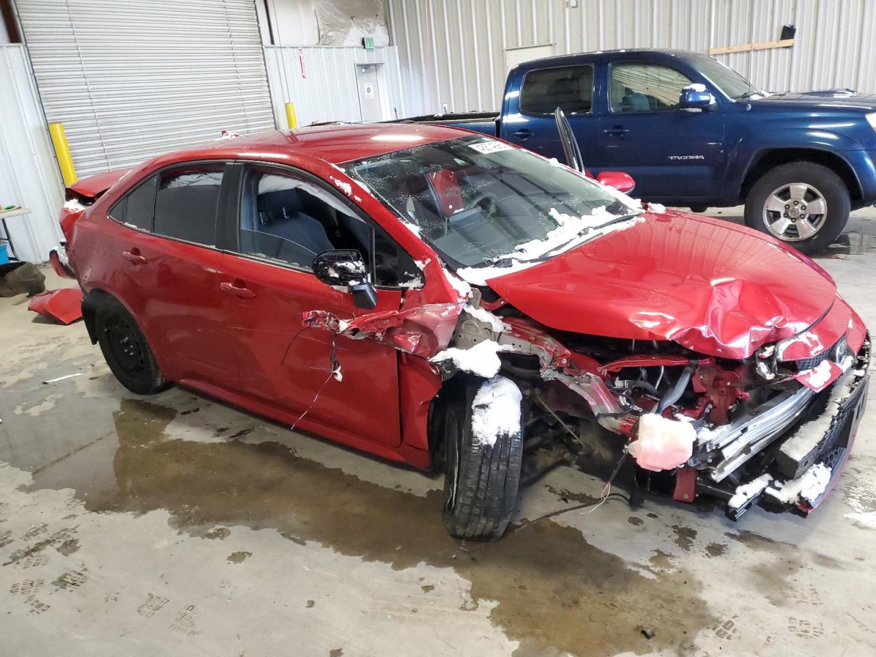 2021 Toyota Corolla VIN JTDEPMAE3MJ138084 Copart auction photo, front end / rear end damage thumbnail 4