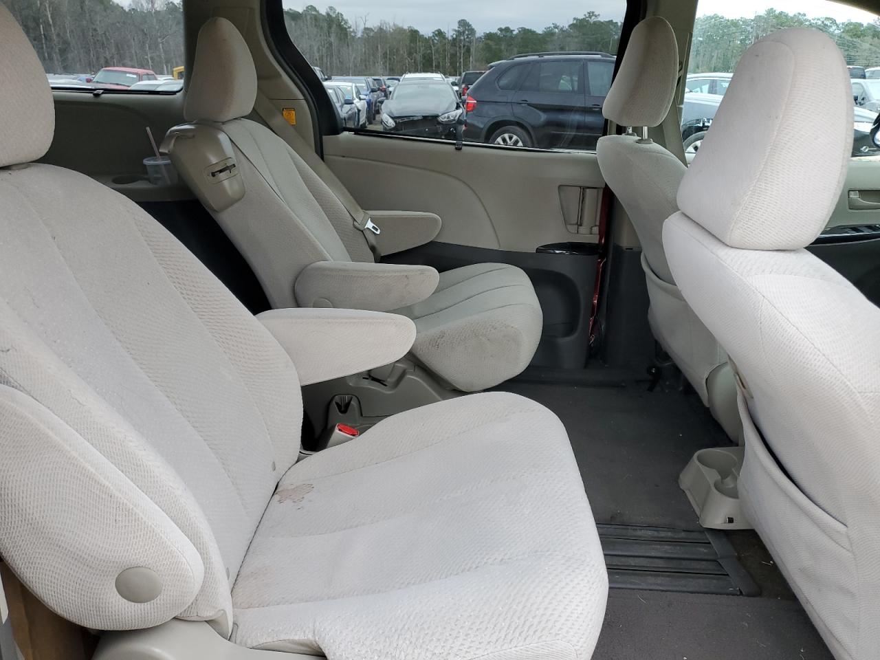 2012 Toyota Sienna VIN 5TDKK3DC7CS215742 Copart auction photo, side damage thumbnail 11