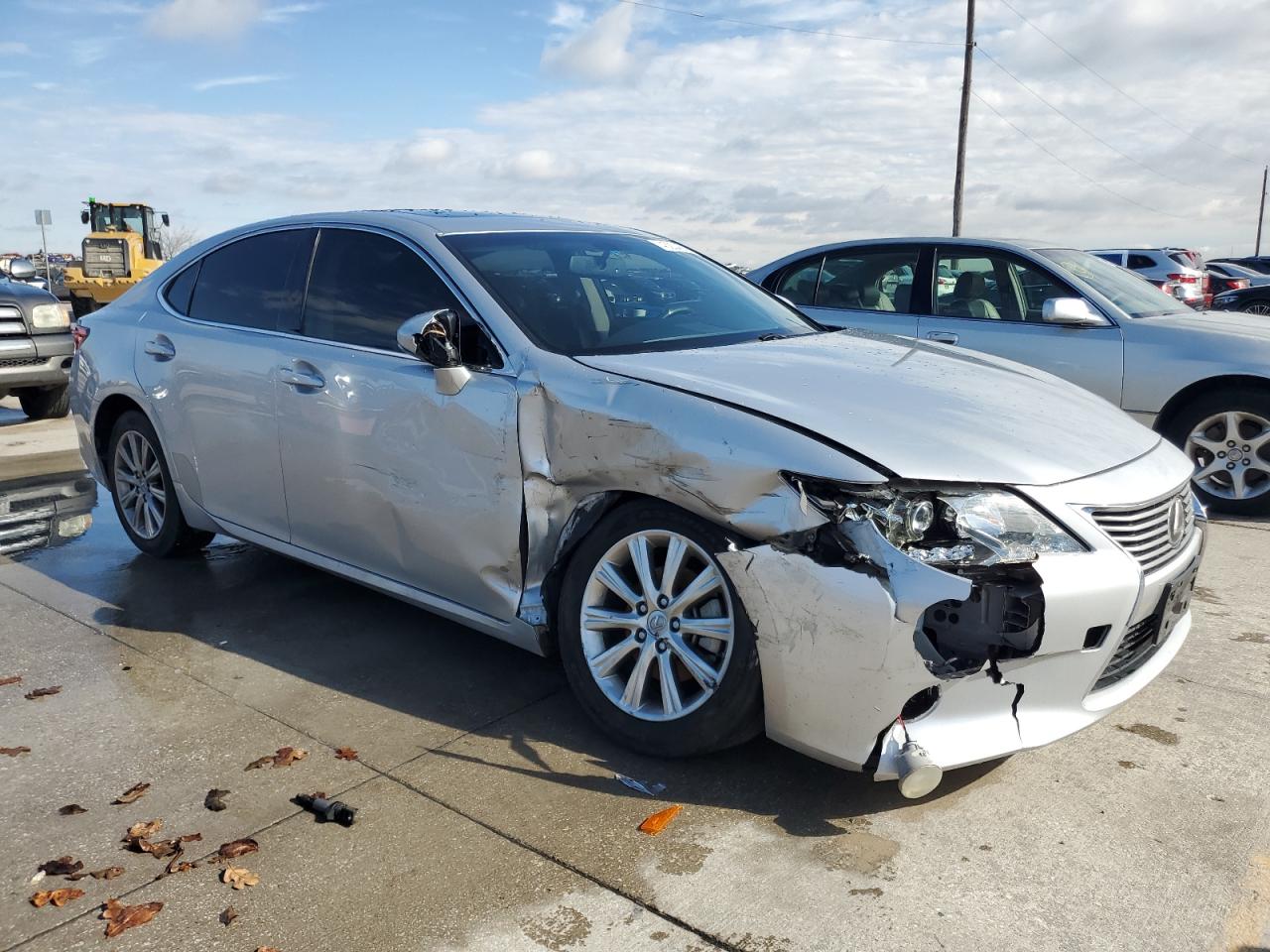 2015 Lexus ES VIN JTHBK1GG0F2165960 Copart auction photo, front end / side damage thumbnail 4
