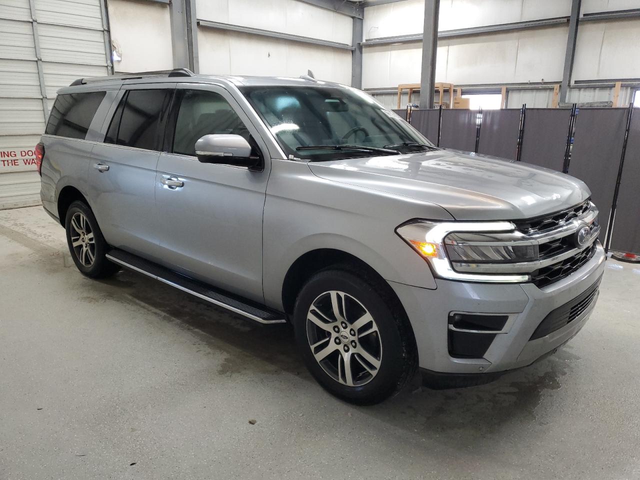 2023 Ford Expedition VIN 1FMJK1K88PEA28693 Copart auction photo, hail damage thumbnail 4
