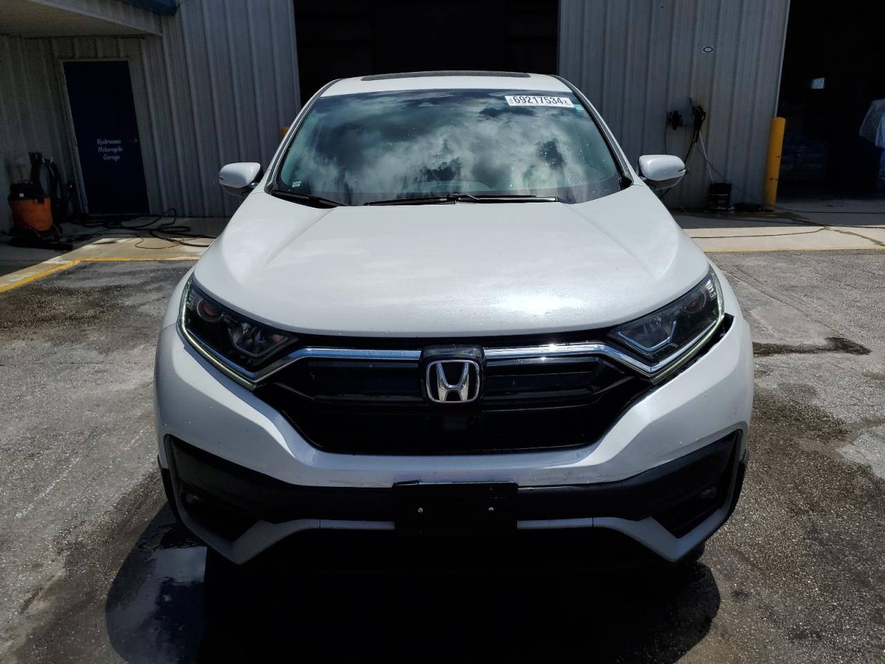 2020 Honda CR-V VIN 2HKRW1H55LH422767 Copart auction photo, rear end / minor dent/scratches damage thumbnail 5