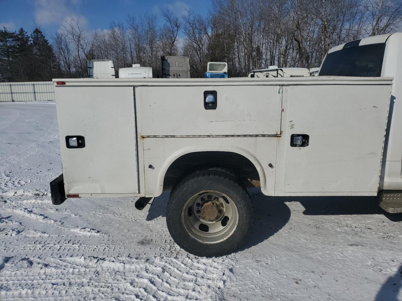 2015 RAM 4500 VIN 3C7WRLAL7FG554198 Copart auction photo, front end / side damage thumbnail 6