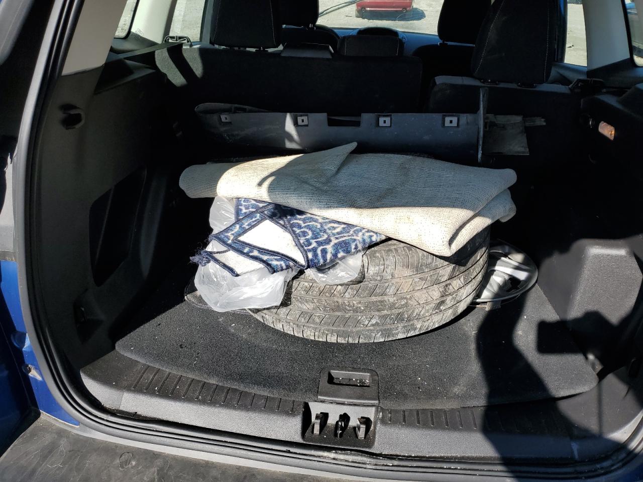 2019 Ford Escape VIN 1FMCU0F71KUC46973 Copart auction photo, front end / side damage thumbnail 15