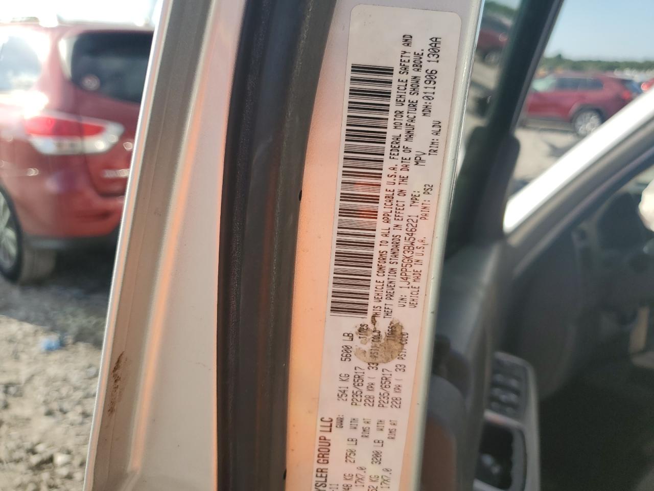 2011 Jeep Liberty (North America) VIN 1J4PP5GK3BW546221 Copart auction photo, front end damage thumbnail 13