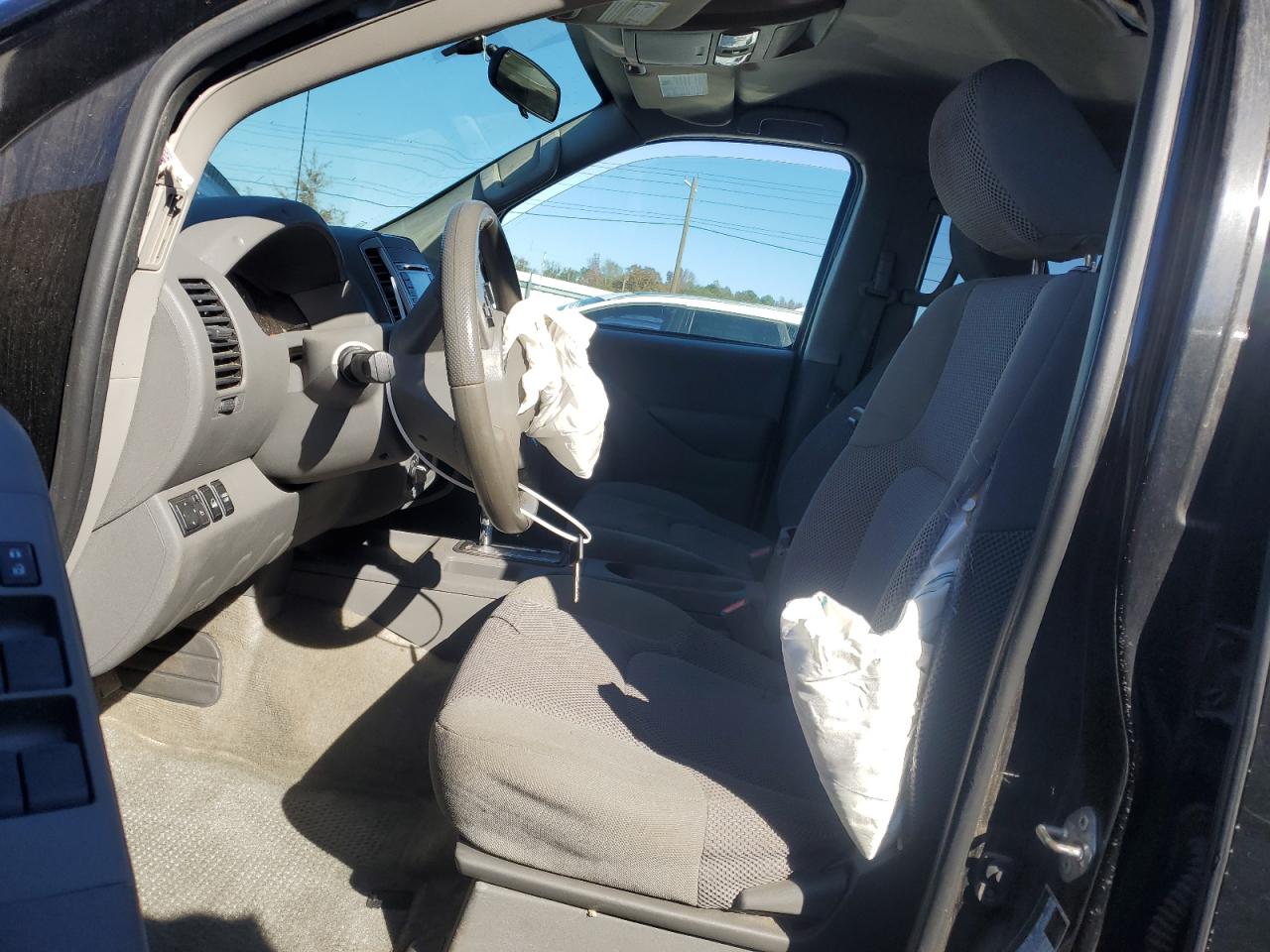2017 Nissan Navara (Frontier) VIN 1N6AD0EV6HN773127 Copart auction photo, front end / side damage thumbnail 7
