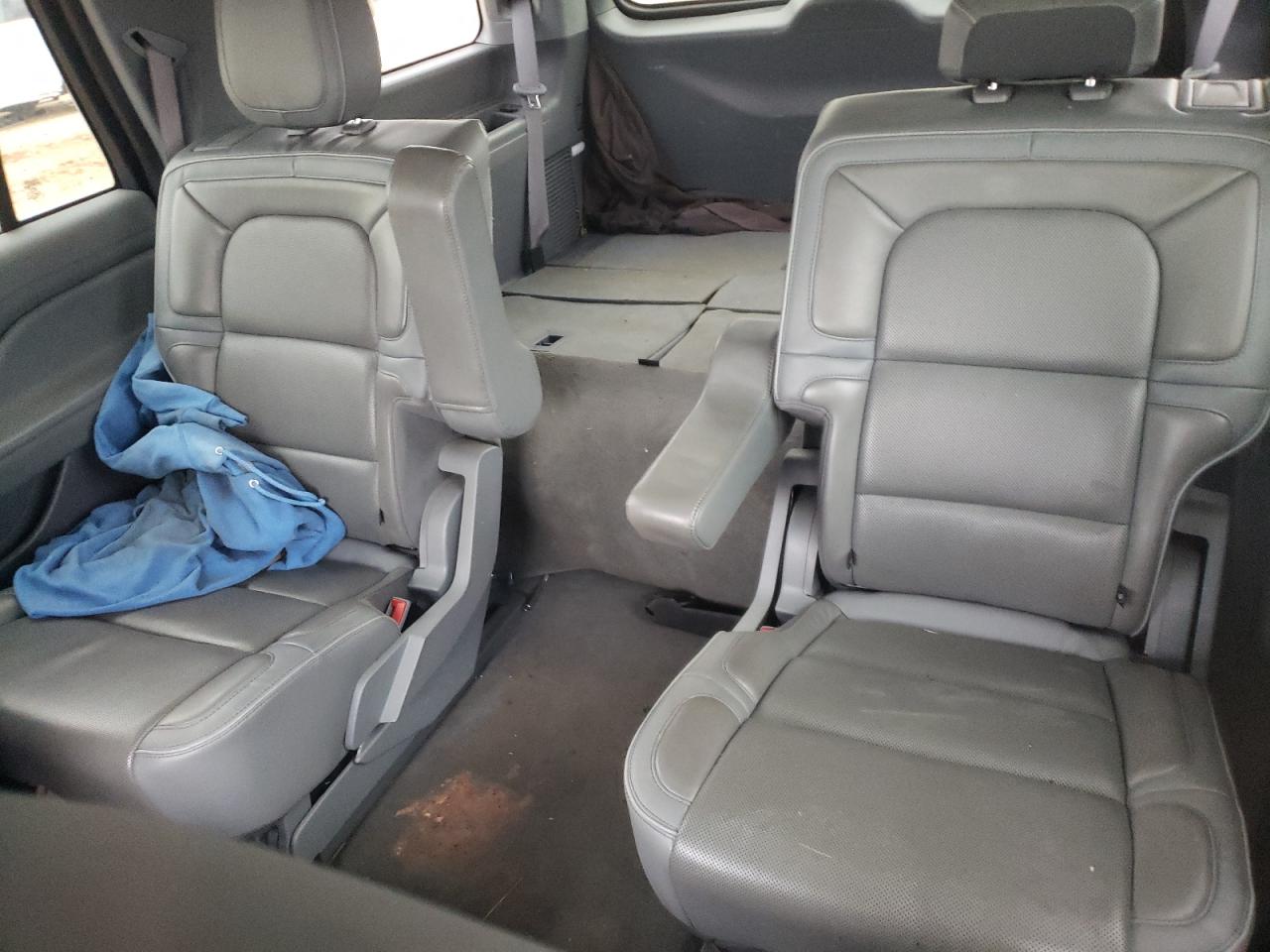 2018 Lincoln Navigator VIN 5LMJJ2LT7JEL00084 Copart auction photo, all over / water/flood damage thumbnail 12