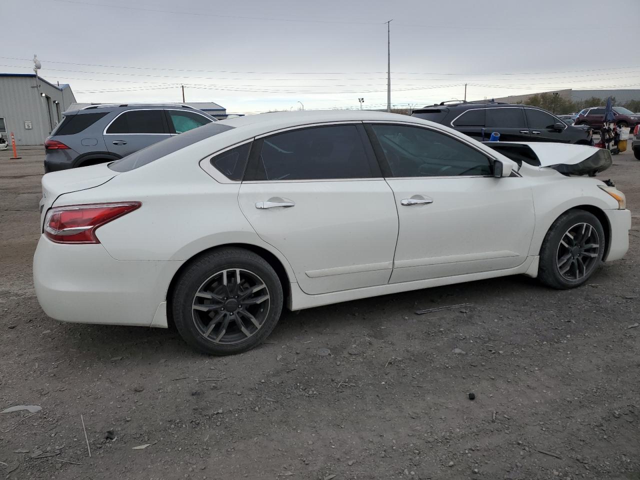 2014 Nissan Altima VIN 1N4AL3AP6EN333229 Copart auction photo, front end damage thumbnail 3