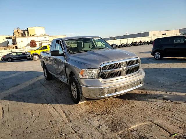 2020 RAM 1500 VIN 1C6RR6FG6LS152000 Copart auction photo, side / minor dent/scratches damage thumbnail 11